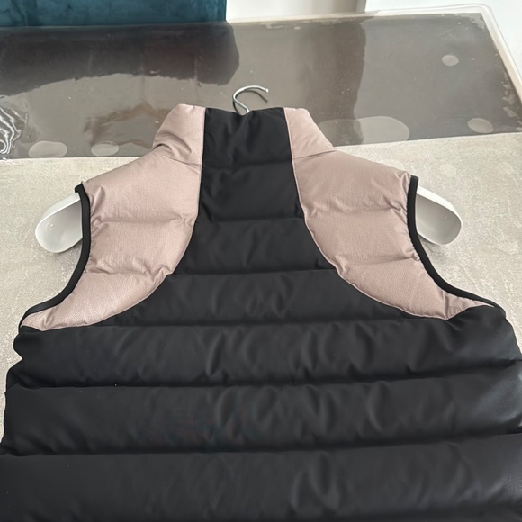 Brand New No Tag Moncler Lythrum Vest - Picture 2 of 4